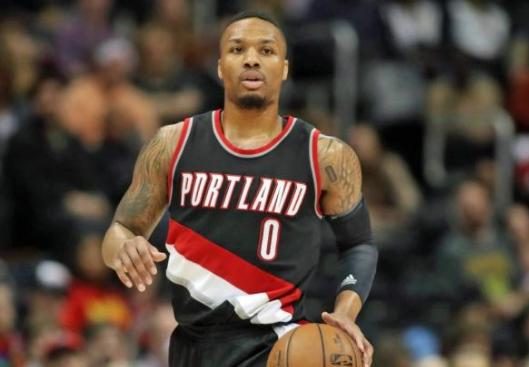 配合都展现 配合都展现