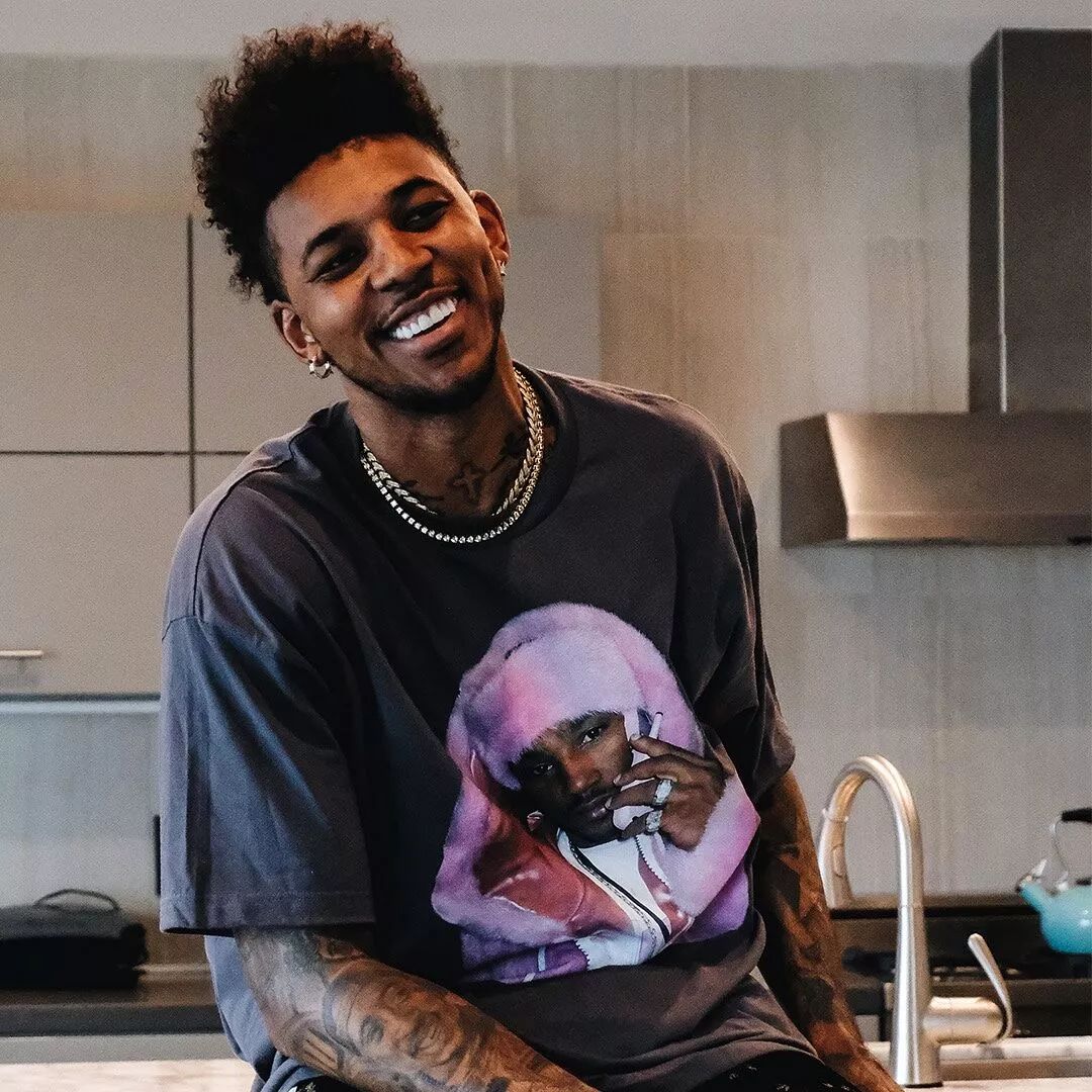 写入队内红 写入队内红