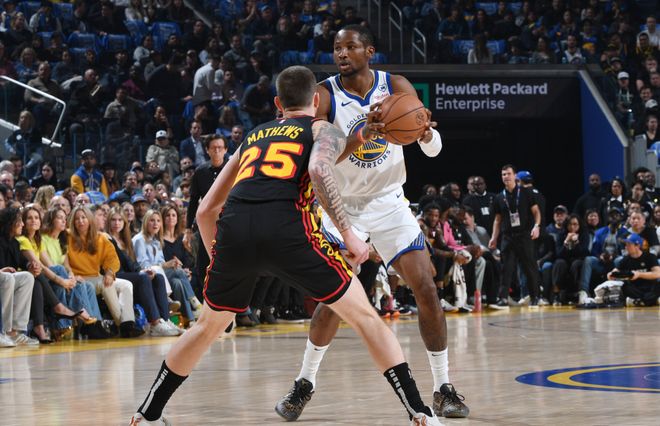 鹈鹕在半场 鹈鹕在半场