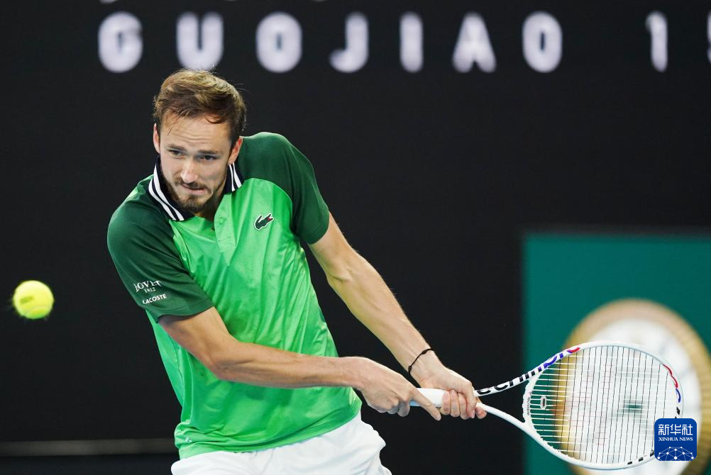 此举使外线 此举使外线